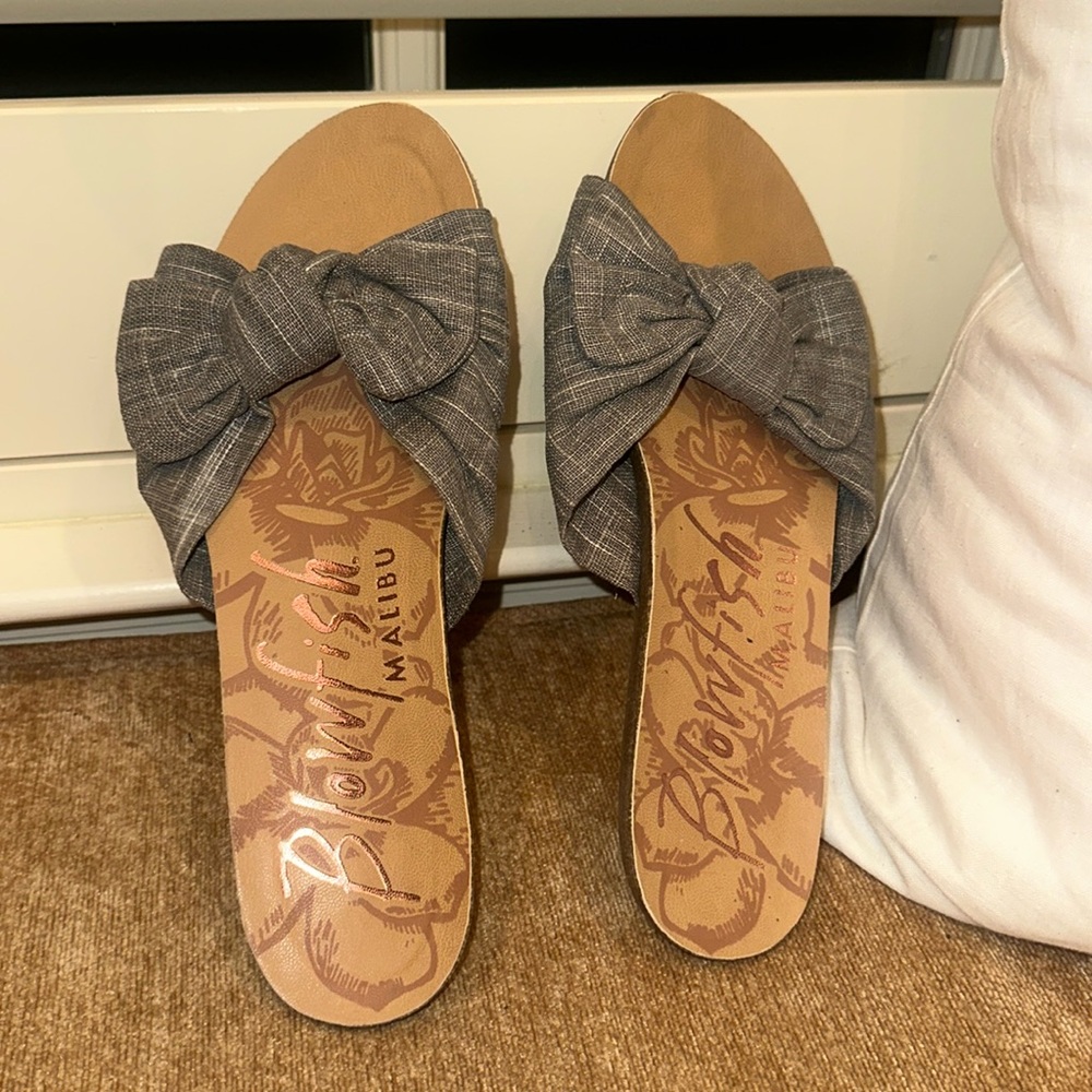 Blowfish Malibu fabric bow knot sandals - new